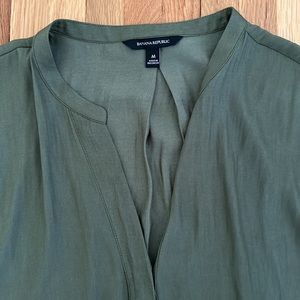 Banana Republic tank top